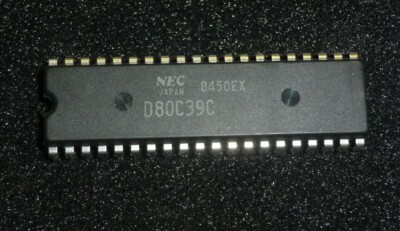 D80C39C 8-Bit Microcontroller Microcomputer DIP40  /  LF 201