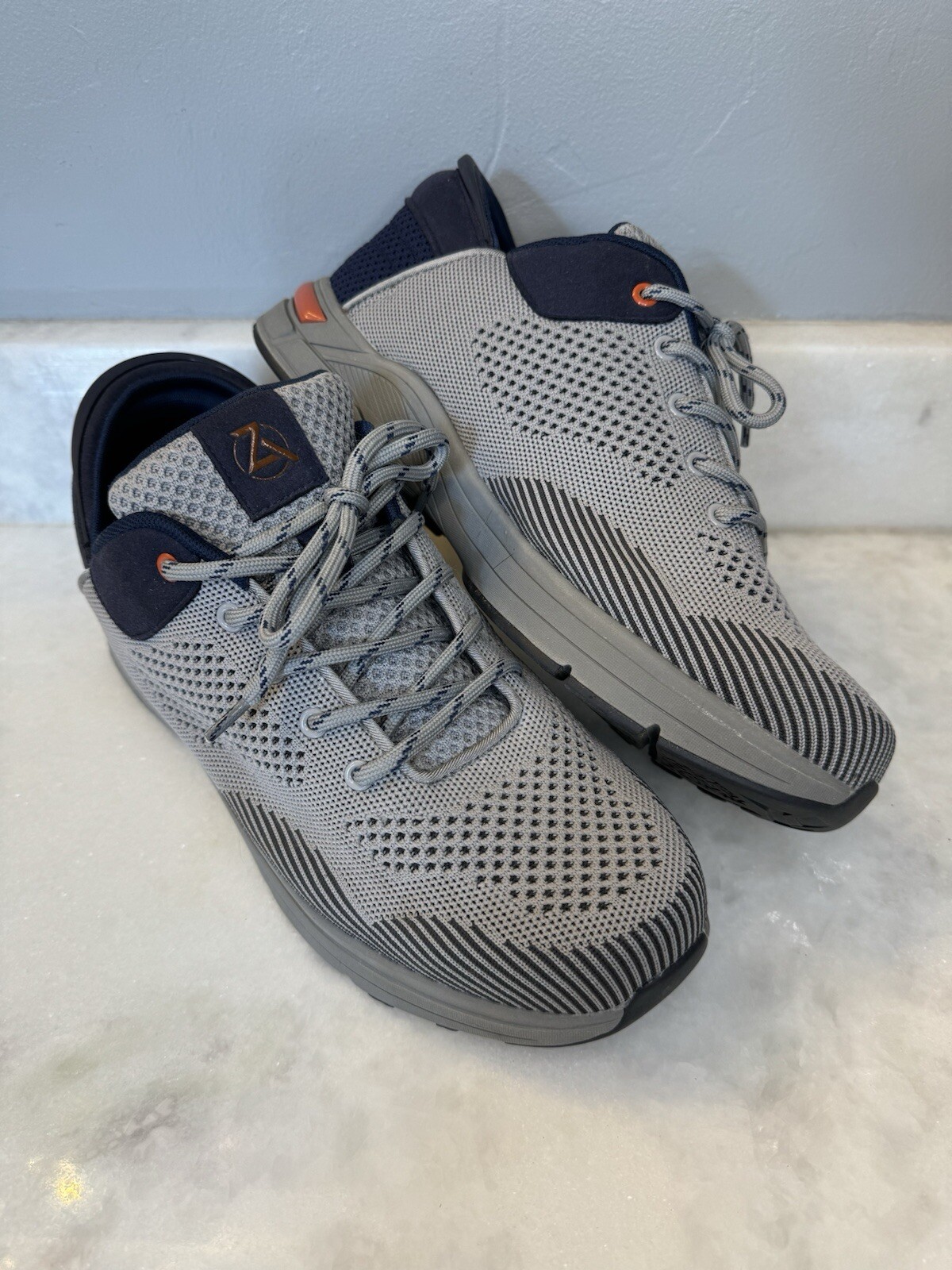 SAOLA Scarpe da passeggio Zeba acciaio onice mani libere grigio nero slip on uomo 11 5 usate in ottime condizioni