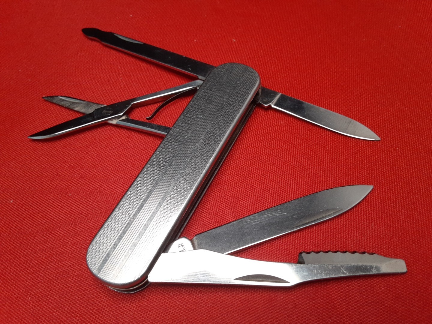 Vintage Victorinox Director 74mm Guilloché Hoffritz Swiss Army Pocket Knife Model P1