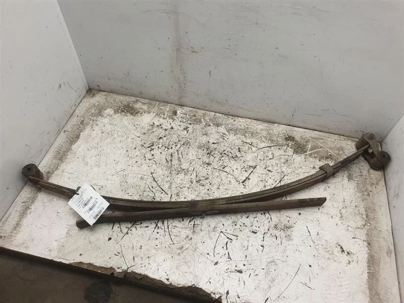 Passenger Rear Leaf Spring 6 Cylinder 2 Door Fits 00-06 Toyota Tundra Foto 3 de 4