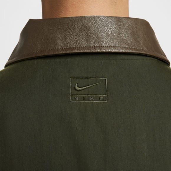 Nike Sportswear Club Men's Coach Jacket - Cargo Khaki / IQ3974-325 / Expedited thumbnail 4