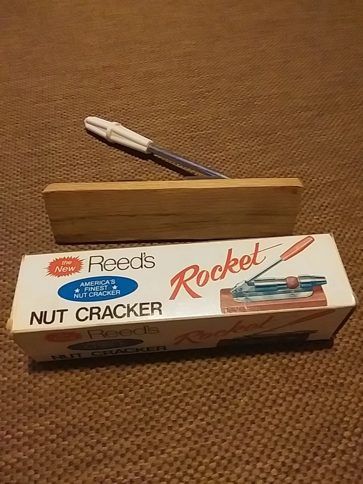 Vintage Wooden Nut Cracker - Image 4 of 4