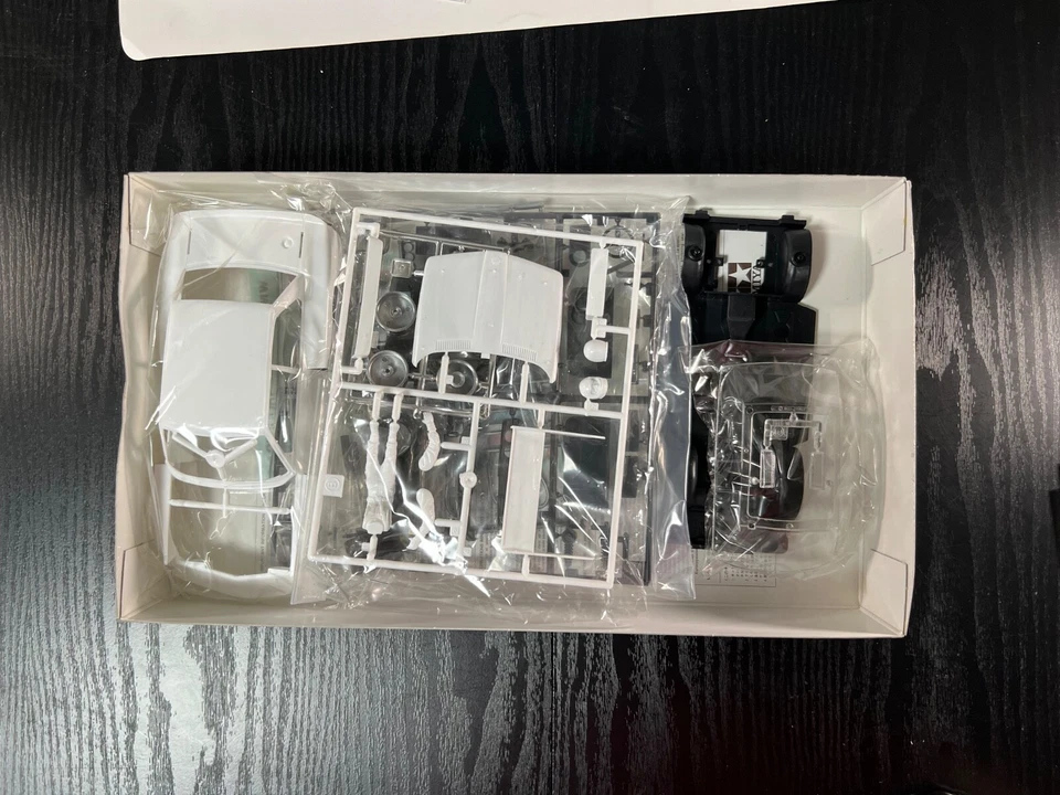 TAMIYA 1/24 BMW 320i RACING articolo 24002 dal Giappone - Immagine 2 di 4