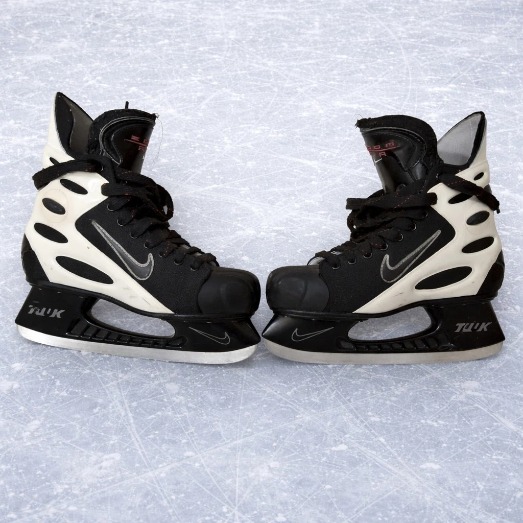 Nike Sz 10 Men\'s Ice Skates Black & White Recreational Skates Perfect Condition Vintage NIKE Zoom Air Ice Hockey skates Mens sz10.5  main image 3