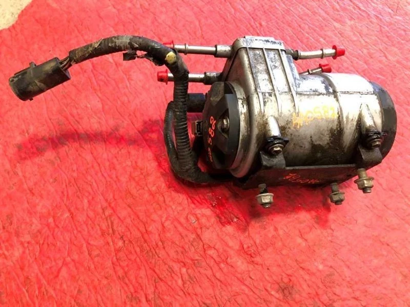 Ford F550 Super Duty 05 usado 6,0 L diésel bomba de suministro de combustible montada en el marco Foto 3 de 4