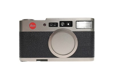 Leica CM Titanium Film Camera w/40mm f2.4 Summarit Lens #2953044