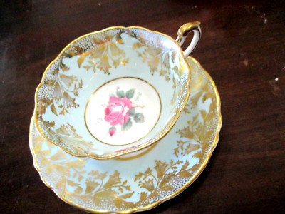 Paragon Cabbage Floating Rose Double Warrant gold filigree teacup & saucer minty
