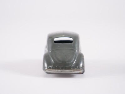 Location Renault 4CV bleu pour mariage Saint Gondran