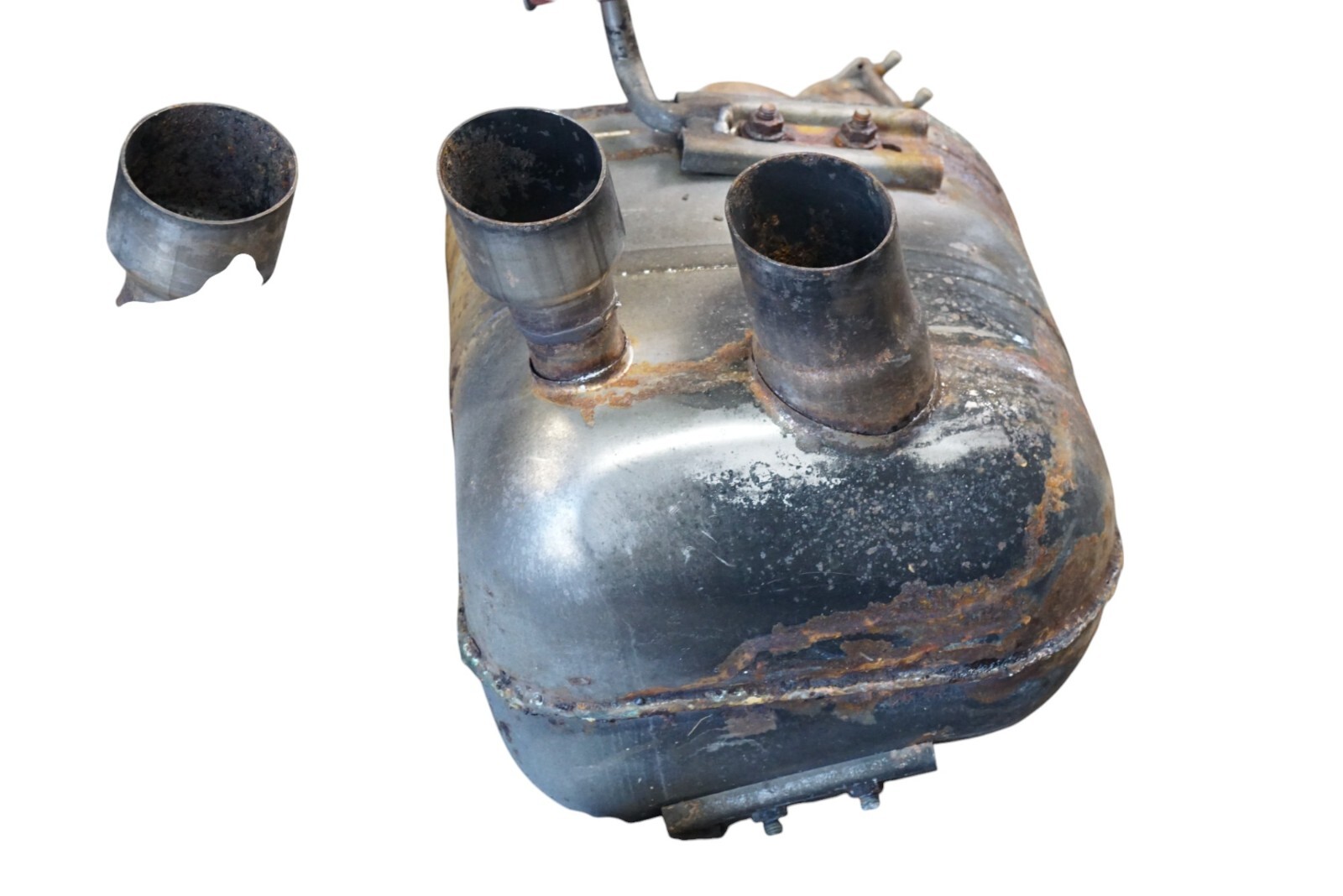 2009 - 2014 FERRARI CALIFORNIA 4.3L REAR LOWER LEFT & RIGHT MUFFLER PAIR OEM