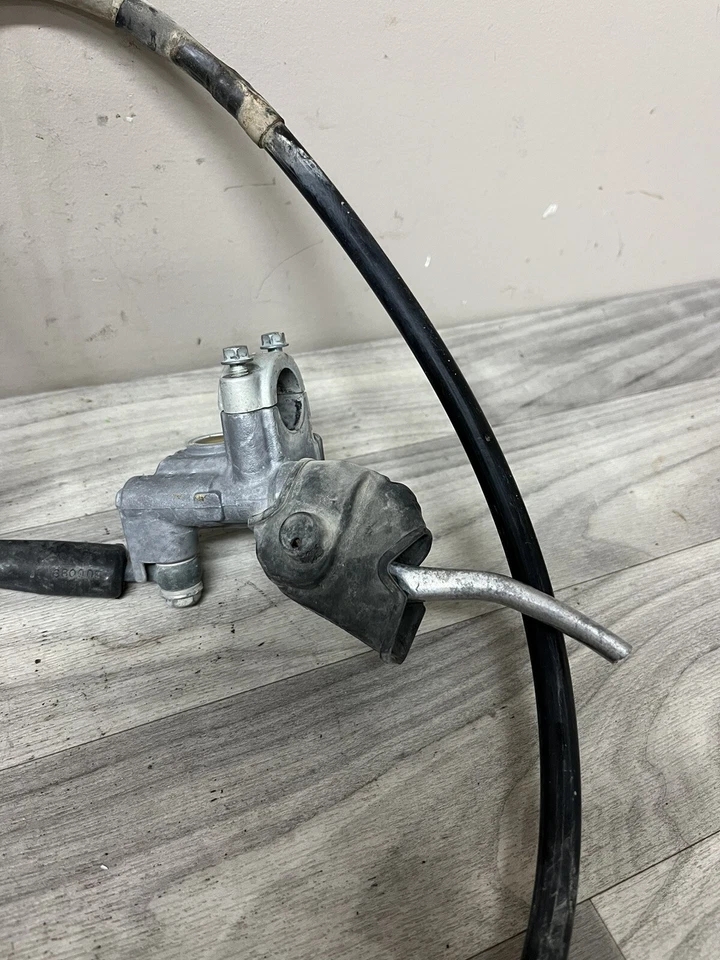 Pinza de freno cilindro maestro delantero Kawasaki KX125 KX 125 1993 OEM 43015-1544 Foto 3 de 4