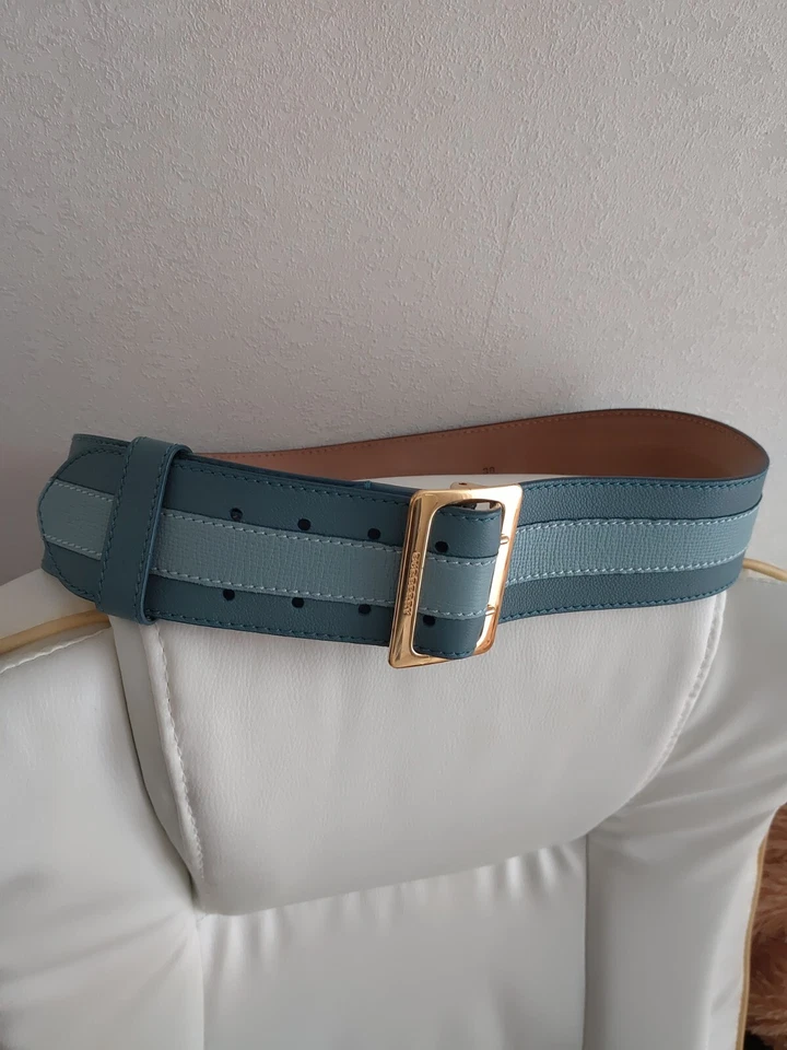 Blusa Top de Vestido de Cuero Burberry Cinturón Azul Pálido Turquesa Hebilla Dorada 36/90 Foto 2 de 4