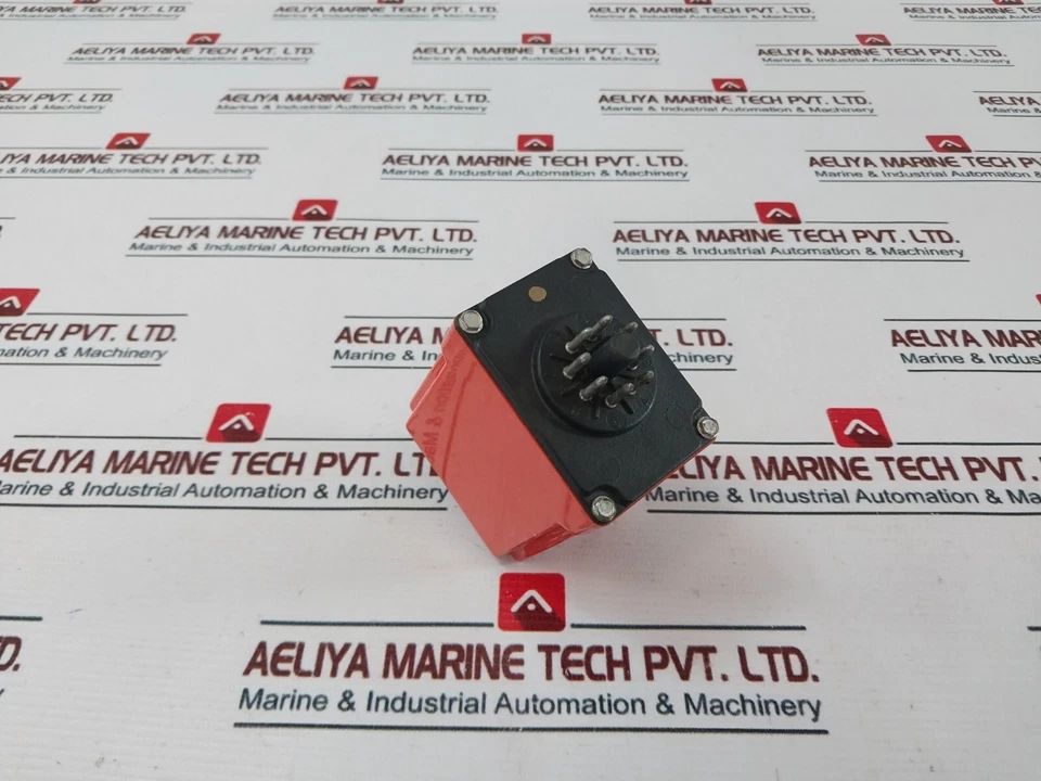 NCC T1K-180-461 Minuteur À État Solide - Photo 4/4