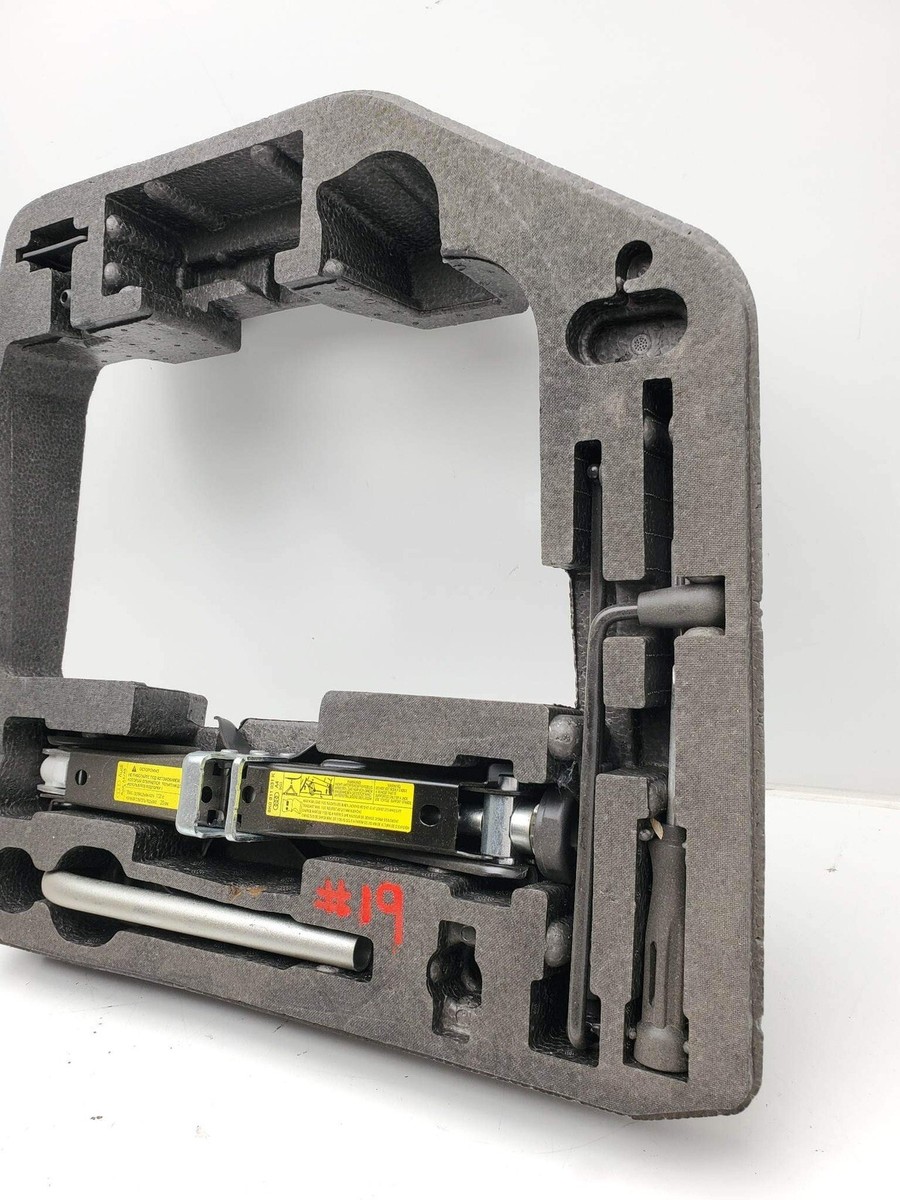 2009-2016 AUDI A4 S4 A5 S5 TOOL KIT W/ JACK 8T0012109A | eBay