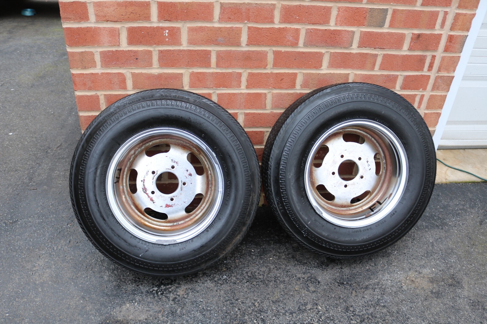 VINTAGE 14X6 CHROME SLOT WHEELS 5X4.75 BC NOS DAYTON E7814 TIRES GM