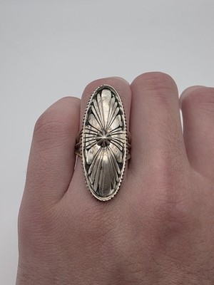 Running Bear Native American Sterling Silver 925 Shield Ring Size 9.5