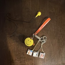 HITCLIPS Player Keychain Lot w/ Earbud, Lanyard  Music Clips Britney/Hilary.