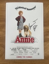 * BERNADETTE PETERS * signed 12x18 poster * ANNIE * COA