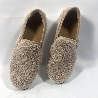 UGG Shoes Ricci Womens Size 6 Pink Slip On  1019659 Fuzzy Casual Loafers Comfort