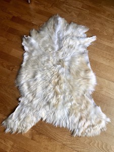 Natural Angora Goat Skin Throw Cozy Pet Bed Silky Touch Long