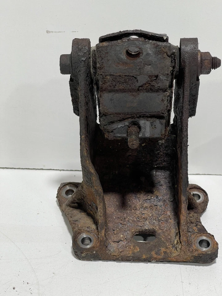 Soportes de montaje del motor Jeep TJ Wrangler 2.5 4 cilindros 1997-2002 CC 2P Foto 3 de 4