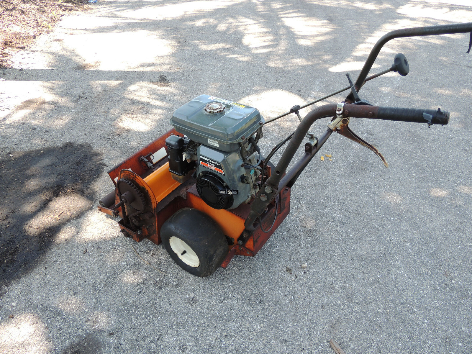 Sisis Rotorake Engine ARR/4 SISIS Auto-Rotorake Golf Greens Verti Cutter 5 Hp Kubota Engine ...