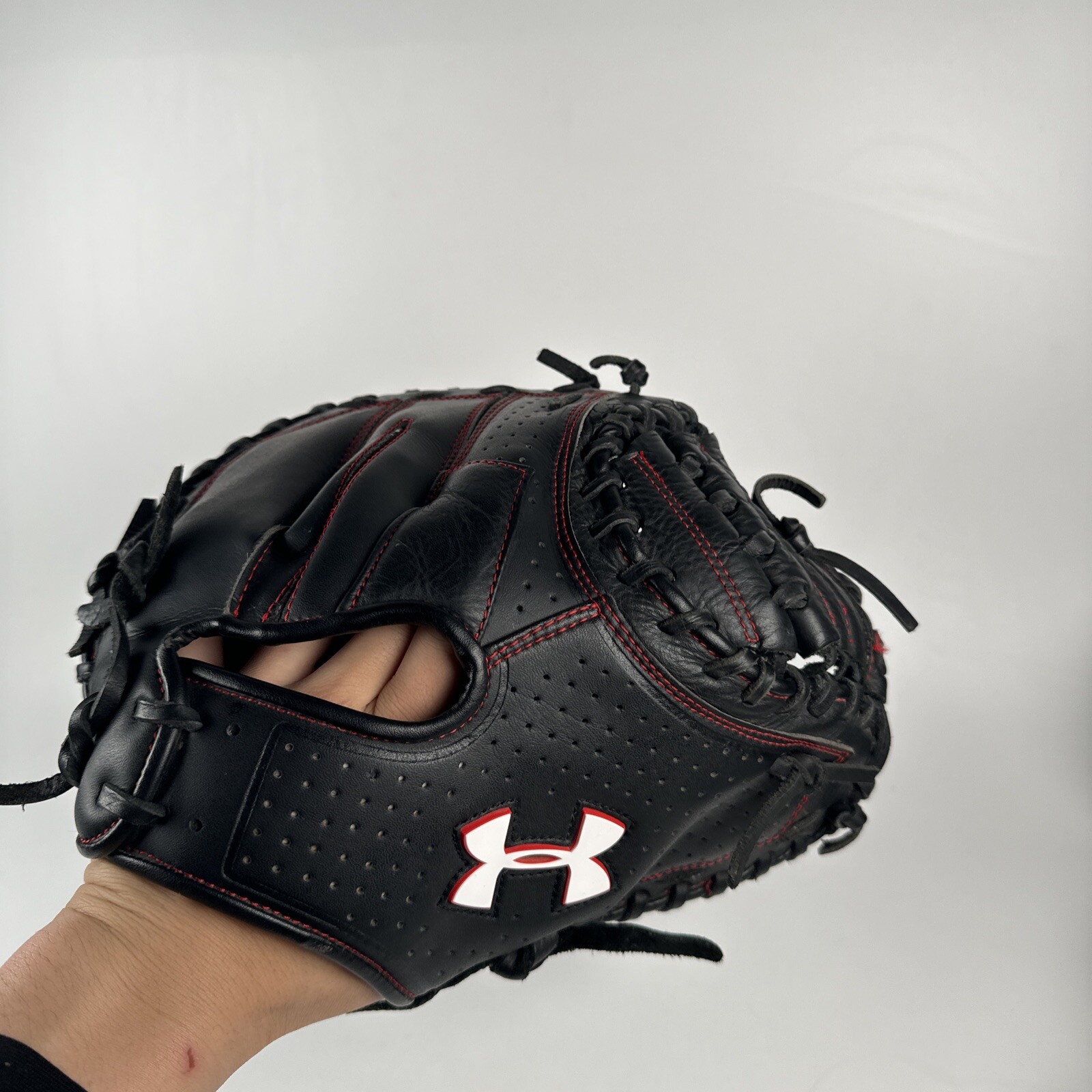 Under Armour Adult Catchers Mitt Framer UACM 100A Glove Right Hand