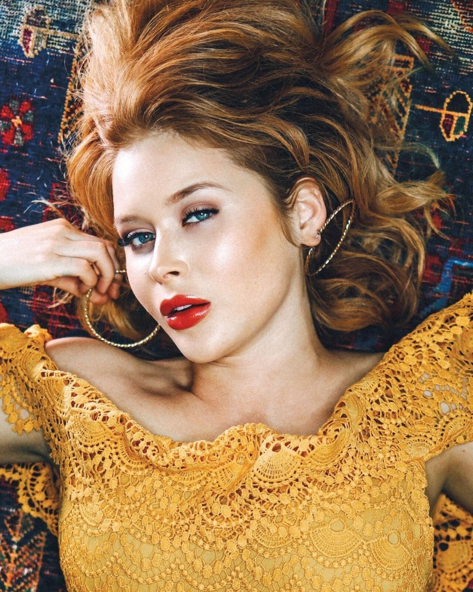 RENEE OLSTEAD 8x10 PHOTO * | eBay