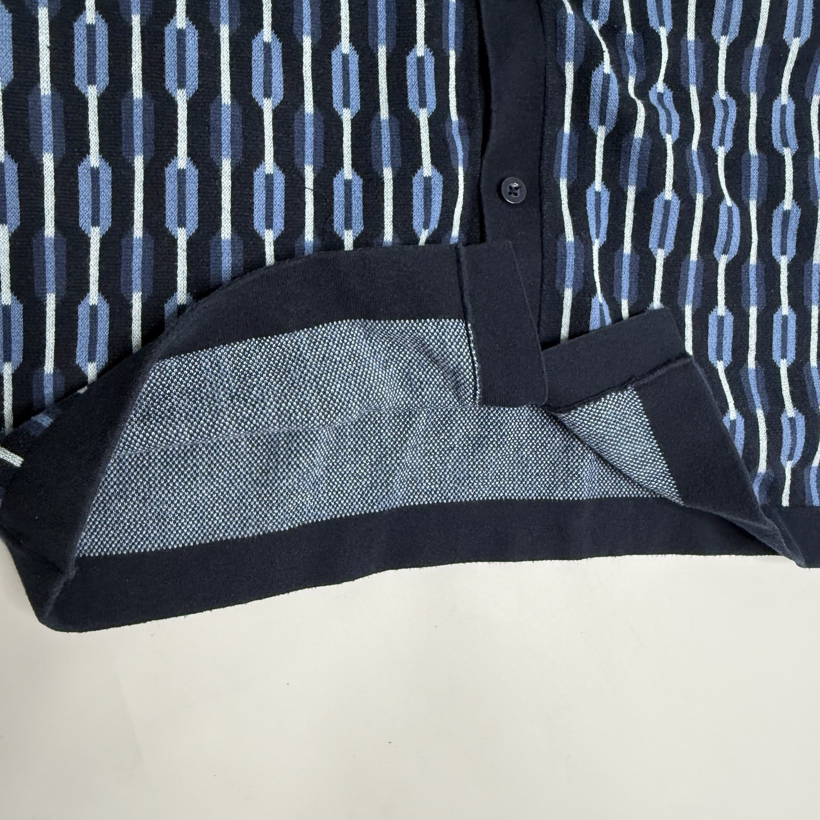 Original Use Geometric Patterned Blue Collared Sh… - image 7