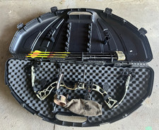 Diamond Outlaw Camo Compound Bow Package with Flambeau Hard Case