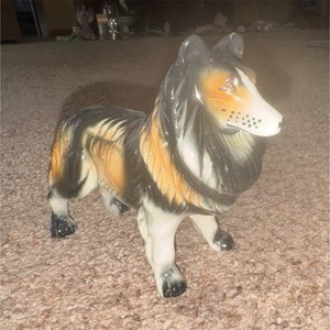 Collie Dog Ceramic Figurine Black Tan White Approx 5 in Tall