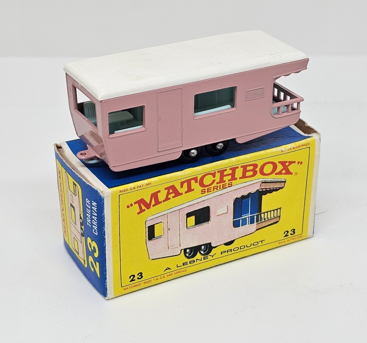 A Lesney PRODUCT Matchbox Series 1-75 #23 CARAVAN (CAMPER) W/Box MADE IN ENGLAND