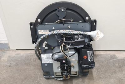 Viessmann VEGV I-1  Ölbrenner  mit  KESSELTÜR  Baujahr: 2001