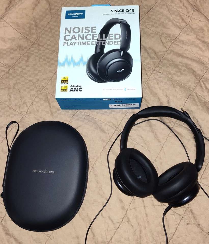 Anker Soundcore Space Q45 Adaptive Active Noise Cancelling Headphones - Image 2 of 4