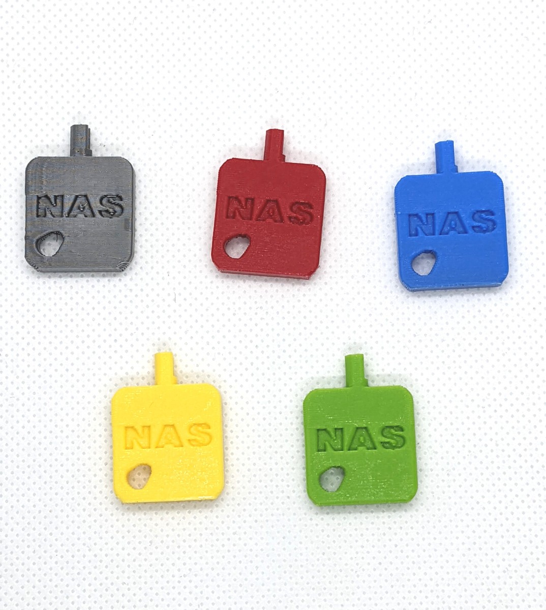 ULEIVA 2 chiavi di ricambio nere compatibili con Synology NAS Drive Bay Key Lock chiave di ricambio per tipo D5 D6 D8 D9 R6 X9 R8 DS181 (nero ULEIVA 2 chiavi di ricambio nere compatibili con Synology NAS Drive Bay Key Lock chiave di ricambio per tipo D5 D6 D8 D9 R6 X9 R8 DS181 (nero