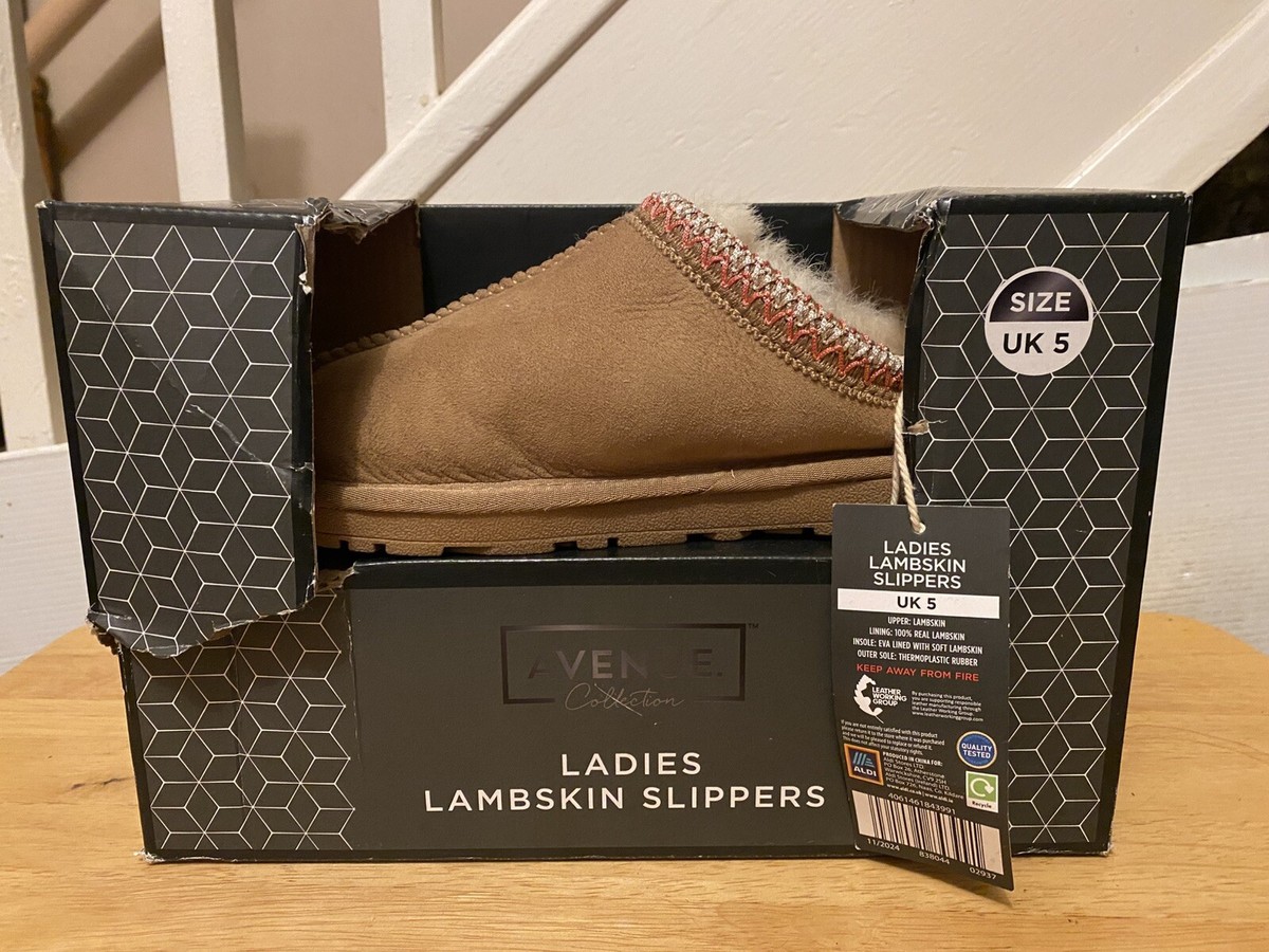 Avenue Collection ladies Lambskin Sheepskin slippers Tan Size