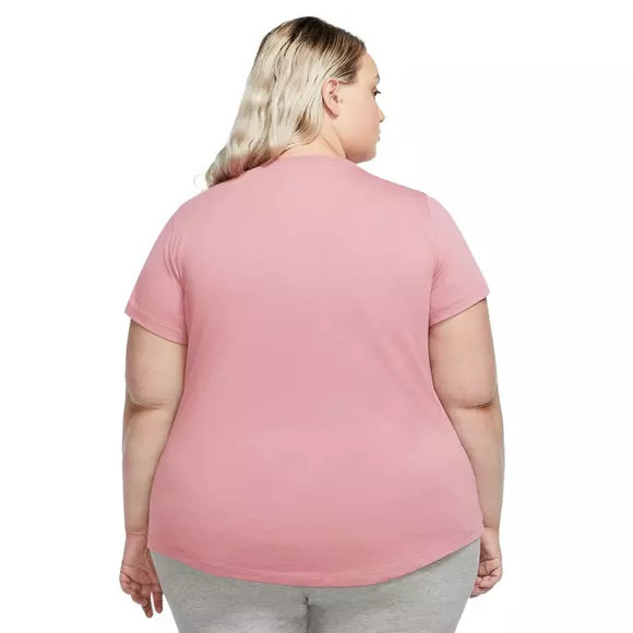 Plus Size - Camiseta Nike Sportswear Essential Futura Feminina - Nike