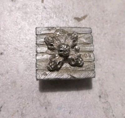 Warhammer Arcane Architecture Small Table Skulls Inn Pub D&D Gothic Metal OOP