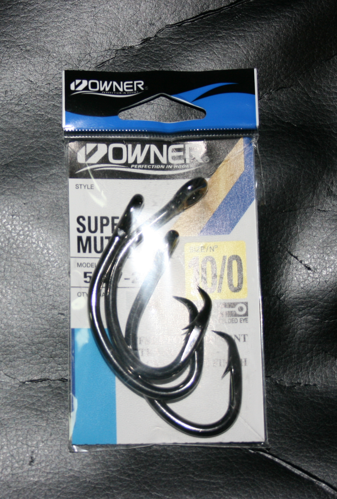 Owner Super Mutu Circle Hook #10/0 3X Strong Shank Black Chrome 3/Pk  5127-201