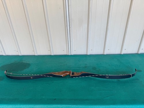 Bear Grizzly Archery Bow Glass Powered Recurve Hunting AMO 58” Right Hand 30#