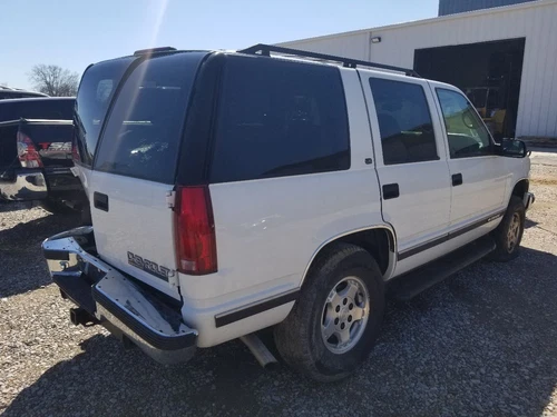 99 1999 CHEVY TAHOE WINDSHIELD WASH JUG RESERVOIR - Picture 11 of 12