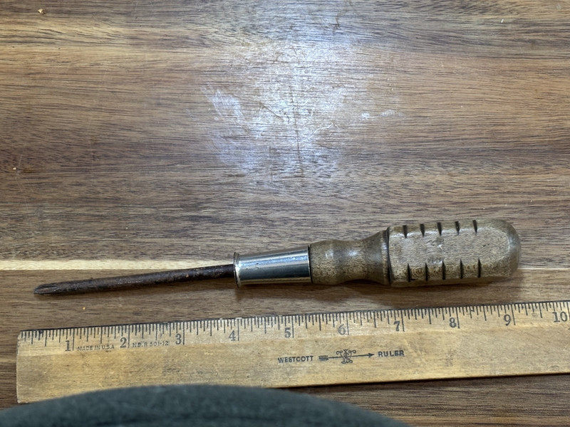 VERY VINTAGE wood handle PHILLIPS  SCREWDRIVER  OLD ANTIQUE