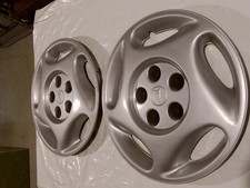 Wheel Covers Pair 1992--1996 Pontiac Trans Sport Van 15in 5 Spoke Hubcap Used Wheel Covers Pair 1992--1996 Pontiac Trans Sport Van 15in 5 Spoke Hubcap Used