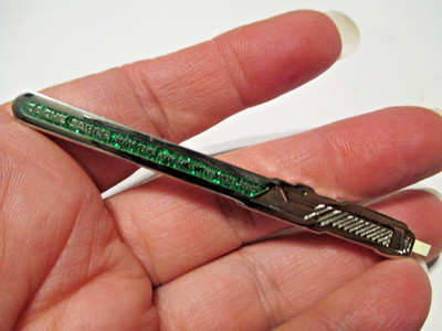 GREENGLITTER May the 4th Be With You - Cache Saber Geocoin STAR WARS THEMED COIN