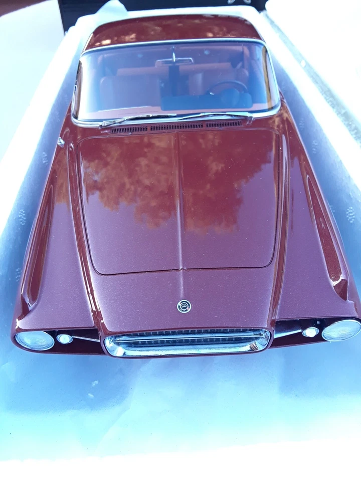 BOS 086 Chrysler Dual Ghia L6 1:18 Scale Resin Model Car BOS086 NEW - Image 3 of 4