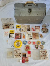 VTG Simonsen Large Fold Out Tackle Box, Fly Fishing Wooden Lures Collection