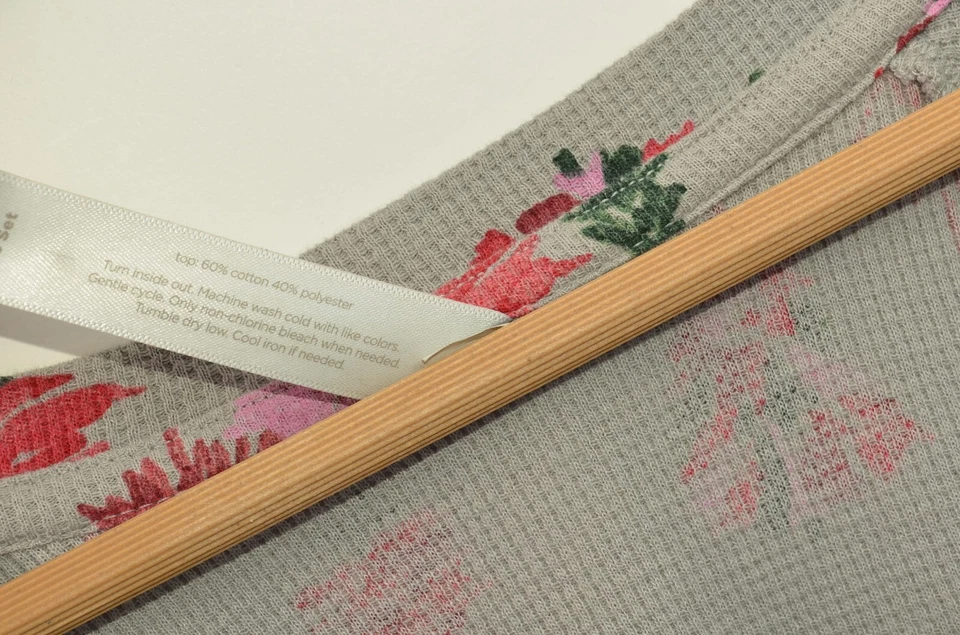 Camisa térmica Henley feminina Sleep by Cacique 26/28 4X árvores de Natal cinza - Imagem 4 de 4