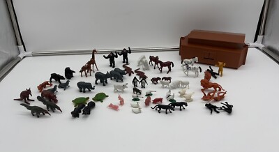 Vintage 1995 Raintree Noah's Ark Ship 60 Animals Stored Inside Hong Kong