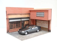 1:18 Scale Car Model Display – Street Store Garage - Workshop Miniature Diorama