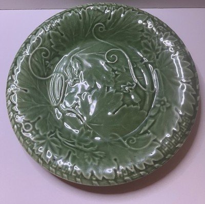 Bordello Pinheiro Vine Green Ivy Leaf Salad Plate Portugal  7 7/8''