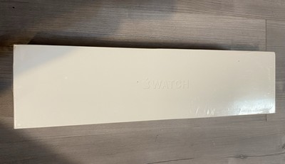 Apple Watch Series 4 44 mm Space Gray Aluminum Case with Black Sport Band (GPS)